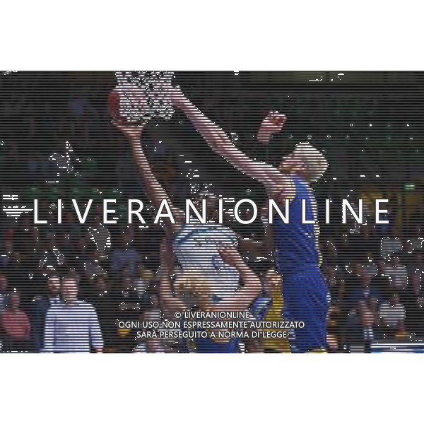 TVRG Cantu\' vs Cividale nella foto Anthony Hickey (Cantu\') Acqua San Bernardo Cantu\' vs UEB Gesteco Cividale Desio (MB) 07-05-2024 PalaFitLine Campionato Serie A2 - gara 2 quarti di finale Tabellone Oro foto Roberto Garavaglia/Agenzia Aldo Liverani sas