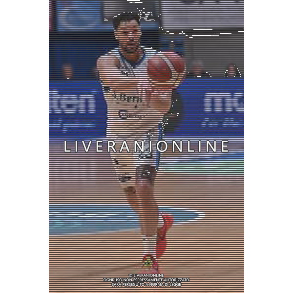 TVRG Cantu\' vs Cividale nella foto Christian Burns (Cantu\') Acqua San Bernardo Cantu\' vs UEB Gesteco Cividale Desio (MB) 07-05-2024 PalaFitLine Campionato Serie A2 - gara 2 quarti di finale Tabellone Oro foto Roberto Garavaglia/Agenzia Aldo Liverani sas