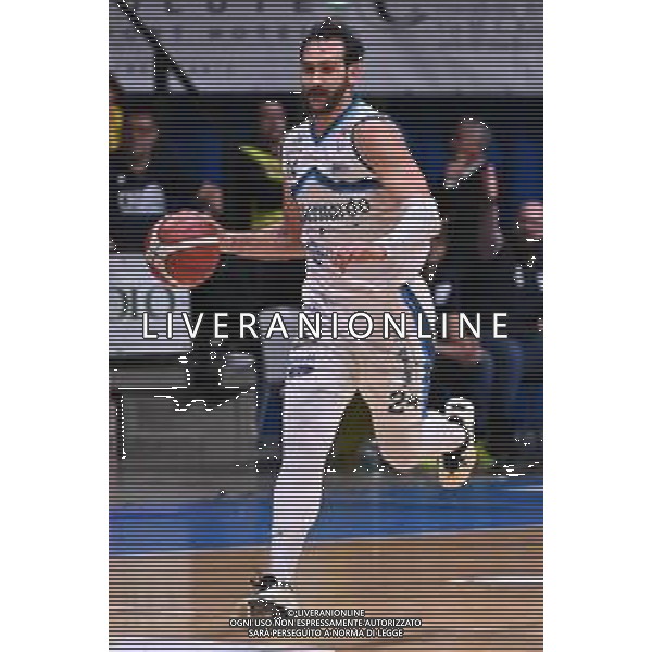TVRG Cantu\' vs Cividale nella foto Riccardo Moraschini (Cantu\') Acqua San Bernardo Cantu\' vs UEB Gesteco Cividale Desio (MB) 07-05-2024 PalaFitLine Campionato Serie A2 - gara 2 quarti di finale Tabellone Oro foto Roberto Garavaglia/Agenzia Aldo Liverani sas