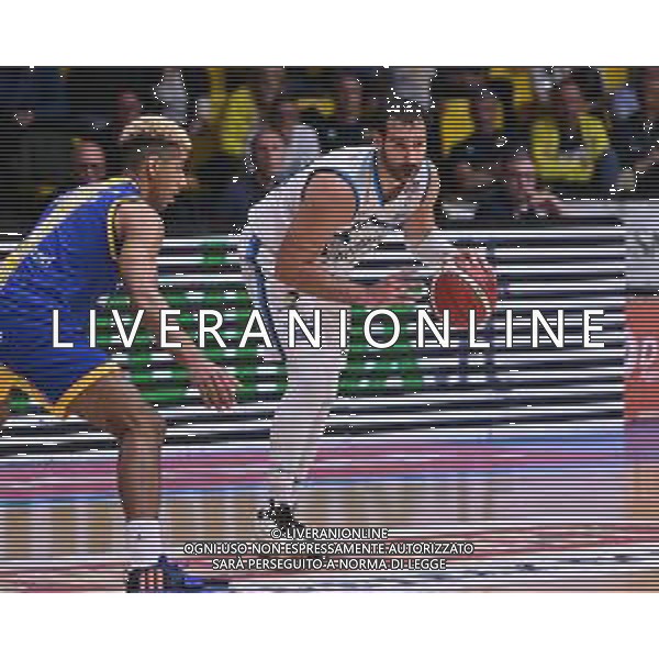 TVRG Cantu\' vs Cividale nella foto Riccardo Moraschini (Cantu\') Acqua San Bernardo Cantu\' vs UEB Gesteco Cividale Desio (MB) 07-05-2024 PalaFitLine Campionato Serie A2 - gara 2 quarti di finale Tabellone Oro foto Roberto Garavaglia/Agenzia Aldo Liverani sas