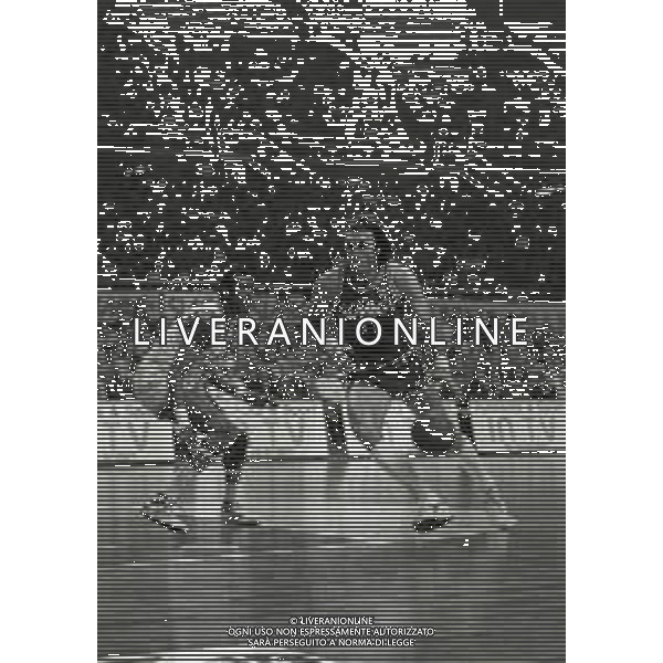 NEG-1983-1984 MILANO CAMPIONATO DI BASKET SERIE A SIMAC MILANO-FEBAL NAPOLI NELLA FOTO DINO MENEGHIN AG ALDO LIVERANI SAS
