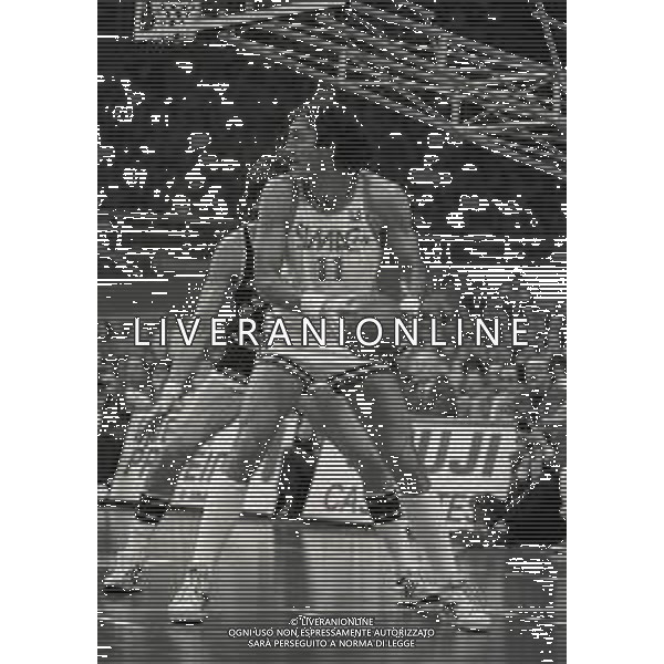 NEG-1983-1984 MILANO CAMPIONATO DI BASKET SERIE A1 SIMAC MILANO-GRANAROLO BOLOGNA NELLA FOTO DINO MENEGHIN AG ALDO LIVERANI SAS