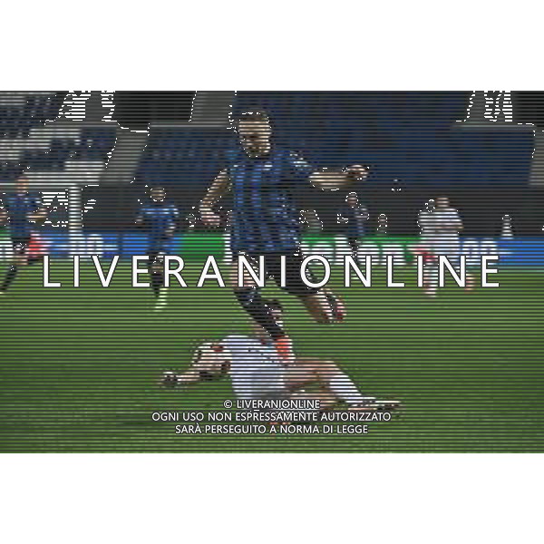 TVRG Atalanta vs Olympique Marsiglia nella foto Teun Koopmeiners (Atalanta) salta Leonardo Balerdi (Olympique Marsiglia) Bergamo 09-05-2024 Gewiss Stadium UEFA Europa League - semifinale gara di ritorno foto Roberto Garavaglia/Agenzia Aldo Liverani sas/ AGENZIA ALDO LIVERANI SAS