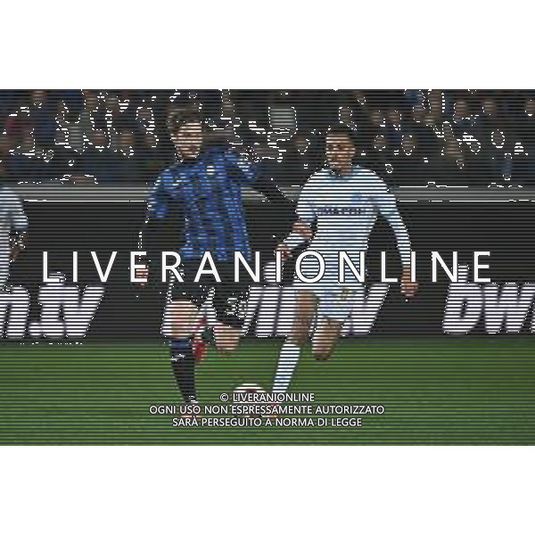TVRG Atalanta vs Olympique Marsiglia nella foto Aleksej Miranchuk (Atalanta) e Azzedine Ounahi (Olympique Marsiglia) Bergamo 09-05-2024 Gewiss Stadium UEFA Europa League - semifinale gara di ritorno foto Roberto Garavaglia/Agenzia Aldo Liverani sas/ AGENZIA ALDO LIVERANI SAS