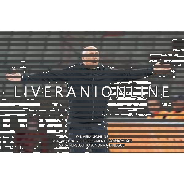 TVEM coach Rolando Maran of Brescia Calcio during the Italian Serie BKT match between SSC Bari vs Brescia Calcio on 10 May 2024 at the San Nicola stadium in Bari, Italy. Photo by Emmanuele Mastrodonato/ag. Aldo Liverani sas/ AGENZIA ALDO LIVERANI SAS