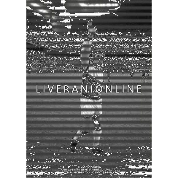 NEG-19-05-1992 MILANO- PARTITA AMICHEVOLE MILAN-BRASILE CON L\'ADDIO AL CALCIO DI CARLO ANCELOTTI NELLA FOTO CARLO ANCELOTTI AG ALDO LIVERANI SAS
