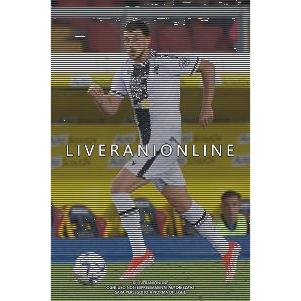 TVEM Lazar Samardzic of Udinese Calcio during the Italian soccer Serie A match US Lecce vs Udinese on May 13, 2024 at Via del Mare Stadium in Lecce, Italy. Photo Emmanuele Mastrodonato/agenzia Liverani/ AGENZIA ALDO LIVERANI SAS