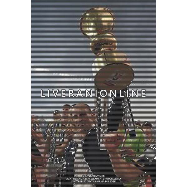 Atalanta vs Juventus - Coppa Italia Freccia Rossa - Finale - Stadio Olimpico - Roma 15-05-2024 nella foto Allegri con la coppa foto feerico gaetano-ag aldo liverani sas