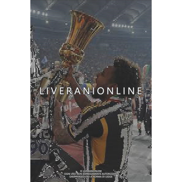 Atalanta vs Juventus - Coppa Italia Freccia Rossa - Finale - Stadio Olimpico - Roma 15-05-2024 nella foto McKennie con la coppa foto federico gaetano-ag aldo liverani sas