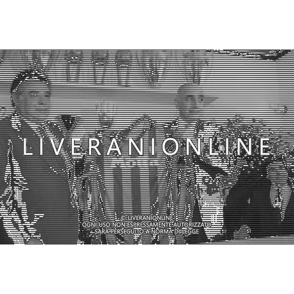 Neg- RETROSPETTIVA ADRIANO GALLIANI , Dirigente Sportivo Calcio Nella foto ADRIANO GALLIANI amministratore delegato MILAN CALCIO, ALLA PRESENTAZIONE DELLO SPONSOR \'MOTTA\' CAMPIONATO 1992-1993 CON ARIEDO BRAIDA AG ALDO LIVERANI