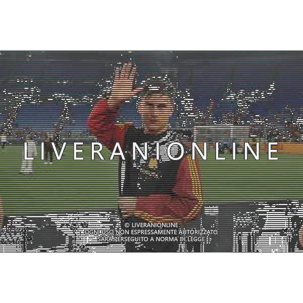 Roma vs Genoa - Campionato Serie A TIM - 37 giornata - Stadio Olimpico - Roma 19-05-2024 nella foto Saluto di paulo Dybala a fine gara ©Federico Gaetano / AGENZIA ALDO LIVERANI SAS
