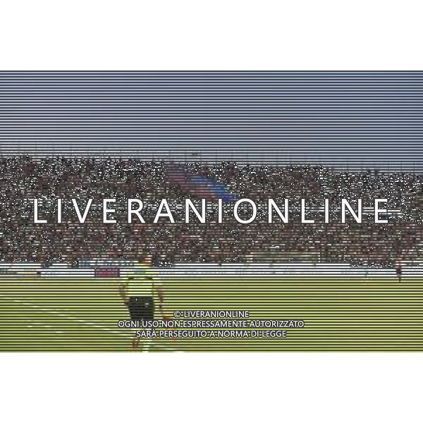 26-5-2024. Cagliari calcio-A.C.F. Fiorentina 38° giornata campionato calcio italiano Serie A 2023/2024, stadio Unipol Domus Cagliari. Foto Salvatore Moi/Agenzia Aldo Liverani s.as. Nella foto: Sconvolts tifosi del Cagliari in casa, nella curva nord dello stadio Unipol Domus di Cagliari - striscione per claudio ranieri ©MOI SALVATORE / AGENZIA ALDO LIVERANI SAS