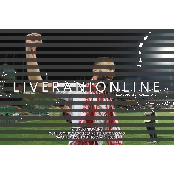 TVEM Valerio Di Cesare of SSC Bari celebrates the victory during the Italian Serie BKT playout match between Ternana Calcio vs SSC Bari on 23 May 2024 at the Libero Liberati stadium in Bari, Italy. Photo by Emmanuele Mastrodonato/ag. Aldo Liverani s.a.s./ AGENZIA ALDO LIVERANI SAS