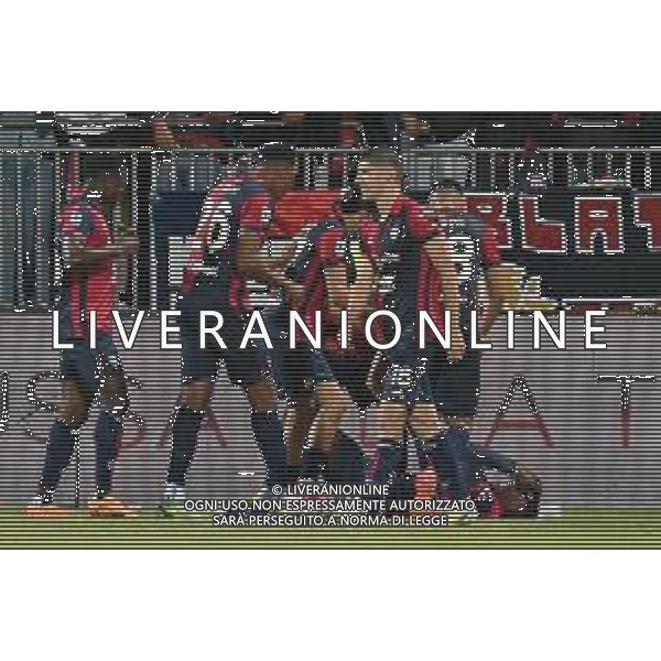 26-5-2024. Cagliari calcio-A.C.F. Fiorentina 38° giornata campionato calcio italiano Serie A 2023/2024, stadio Unipol Domus Cagliari. Foto Salvatore Moi/Agenzia Aldo Liverani s.as. Nella foto: Gol ed esultanza del Cagliari in casa contro Fiorentina. Segna: Kingstone Cagliari ©MOI SALVATORE / AGENZIA ALDO LIVERANI SAS