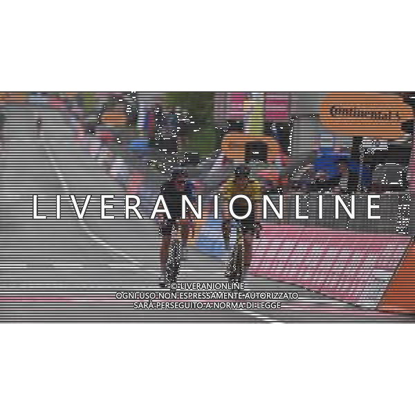 24-05-2024 Giro D\'italia; Tappa 19 Mortegliano - Sappada; 2024, Groupama - Fdj; 2024, Visma - Lease A Bike; Paleni, Enzo; Van Dijke, Tim; Sappada; ©SIROTTI / AGENZIA ALDO LIVERANI
