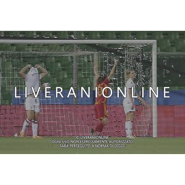 ZCP - 24/05/2024 ROMA - FIORENTINA Finale Coppa Italia Femminile Frecciarossa 2024 - nella foto: Esultanza roma e delusione fiorentina dopo il goal ©Claudio Zamagni/Agenzia Aldo Liverani /AGENZIA ALDO LIVERANI SAS