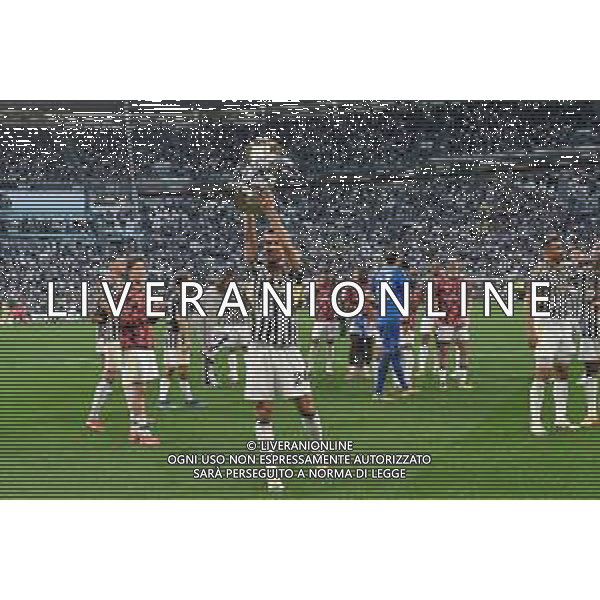 TVMV-Torino 25.05.2024 Allianz Stadium ©Manuela Viganti/Agenzia Aldo Liverani Juventus vs Monza Campionato Calcio Serie A TIM 2023/2024 38a giornata Nella foto: daniele rugani festeggia con i tifosi la vittoria della coppa italia ©Viganti / AGENZIA ALDO LIVERANI SAS