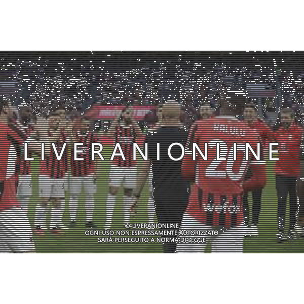stefano pioli saluta la squadra nel prepartita -MILAN vs SALERNITANA 38a giornata Campionato Calcio Serie A TIM 25.05.2024 ©PAOLO GIAMPIETRI / AGENZIA ALDO LIVERANI SAS