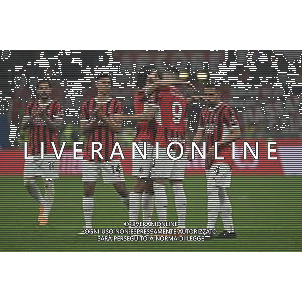 Milan vs Salernitana nella foto Olivier Giroud (Milan) salutato dai compagni dopo la sostituzione Milano 25-05-2024 Stadio Giuseppe Meazza - San Siro Campionato Serie A TIM - 38a giornata foto Roberto Garavaglia/Agenzia Aldo Liverani sas/ AGENZIA ALDO LIVERANI SAS