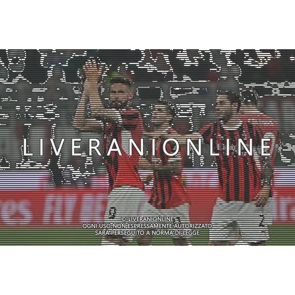Milan vs Salernitana nella foto Olivier Giroud (Milan) saluta il pubblico dopo la sostituzione Milano 25-05-2024 Stadio Giuseppe Meazza - San Siro Campionato Serie A TIM - 38a giornata foto Roberto Garavaglia/Agenzia Aldo Liverani sas/ AGENZIA ALDO LIVERANI SAS