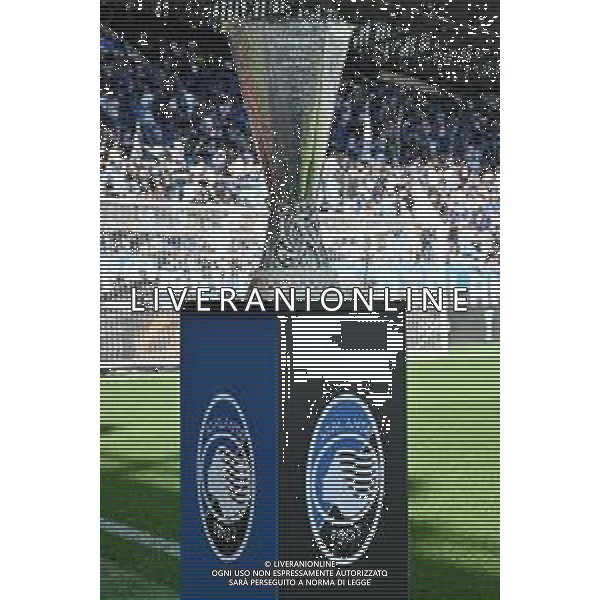 TVRG Atalanta vs Torino nella foto il trofeo della UEFA Europa League posizionato a bordo campo prima della gara Bergamo 26-05-2024 Gewiss Stadium Campionato Serie A TIM - 38a giornata foto Roberto Garavaglia/Agenzia Aldo Liverani sas/AGENZIA ALDO LIVERANI SAS