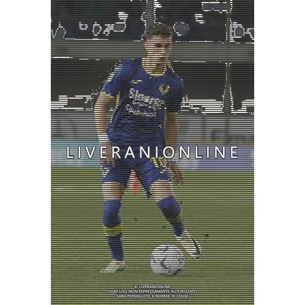 Stefan Mitrovic of Hellas Verona FC play the ball during Hellas Verona FC vs Internazionale FC, 38° Serie A Tim 2023-24 game at Marcantonio Bentegodi Stadium in Verona (VR), Italy, on May 26, 2024. (Photo by Davide Casentini) / AGENZIA ALDO LIVERANI SAS