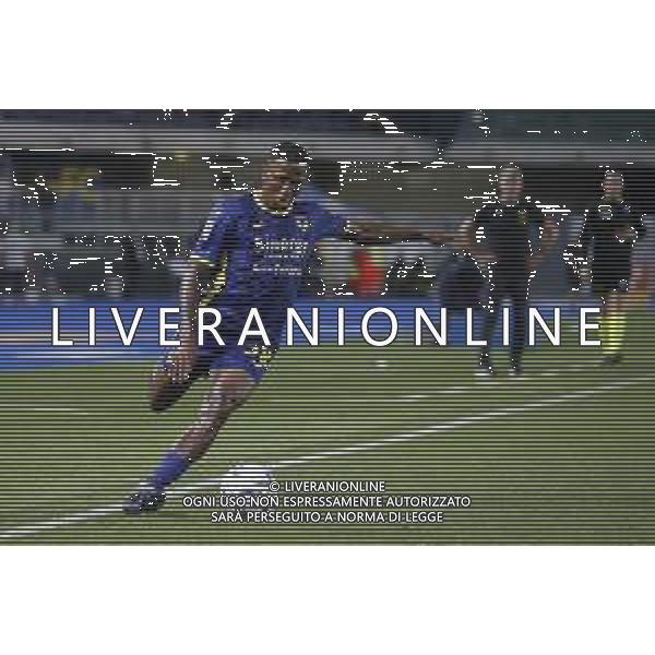 Jackosn Tchatchousa of Hellas Verona FC play the ball during Hellas Verona FC vs Internazionale FC, 38° Serie A Tim 2023-24 game at Marcantonio Bentegodi Stadium in Verona (VR), Italy, on May 26, 2024. (Photo by Davide Casentini) / AGENZIA ALDO LIVERANI SAS