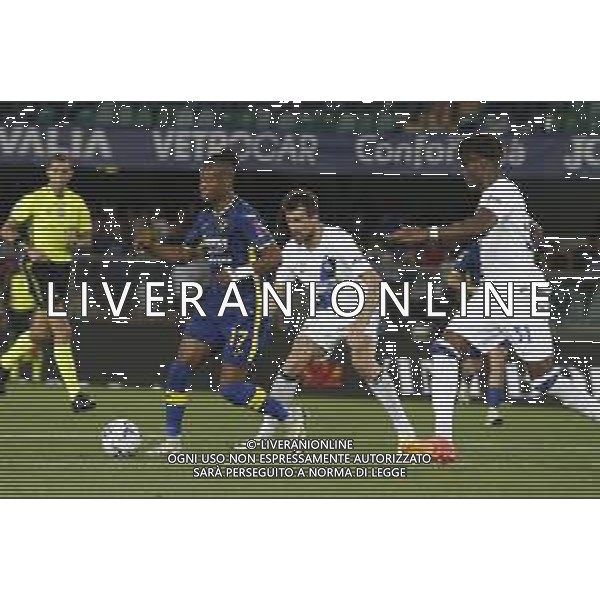Tijjani Noslin of Hellas Verona FC play the ball during Hellas Verona FC vs Internazionale FC, 38° Serie A Tim 2023-24 game at Marcantonio Bentegodi Stadium in Verona (VR), Italy, on May 26, 2024. (Photo by Davide Casentini) / AGENZIA ALDO LIVERANI SAS