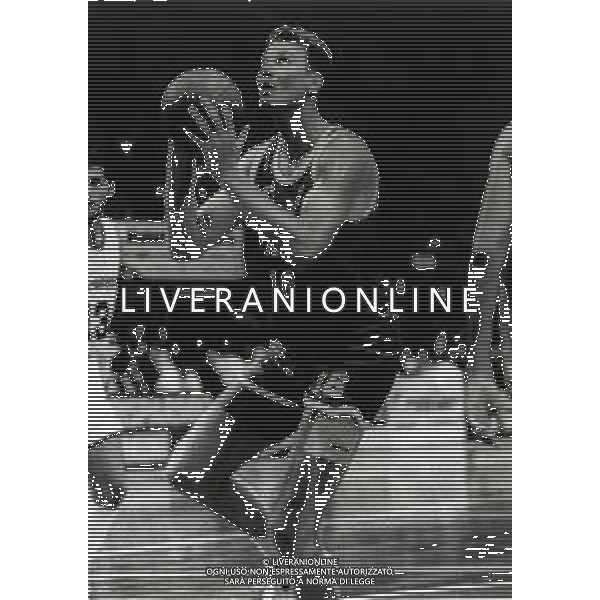 ST-RETROSPETTIVA RUSS SCHOENE BASKET NELLA FOTO RUSS SCHOENE AG ALDO LIVERANI SAS