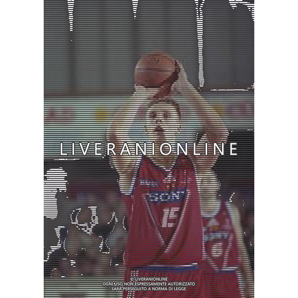 NEG-03-01-1999 REGGIO EMILIA CAMPIONATO DI BASKET SERIE A 1 ZUCCHETTI SOFTWARE REGGIO EMILIA-SONY MILANO NELLA FOTO MASSIMILIANO MONTI AG ALDO LIVERANI SAS
