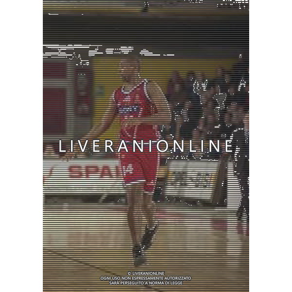 NEG-03-01-1999 REGGIO EMILIA CAMPIONATO DI BASKET SERIE A 1 ZUCCHETTI SOFTWARE REGGIO EMILIA-SONY MILANO NELLA FOTO DEMARCO JOHNSON AG ALDO LIVERANI SAS