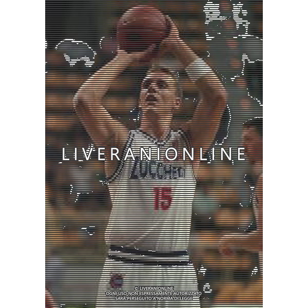 NEG-1999 ZUCCHETTI MONTECATINI BASKET NELLA FOTO MONTI MASSIMILANO AG ALDO LIVERANI SAS 