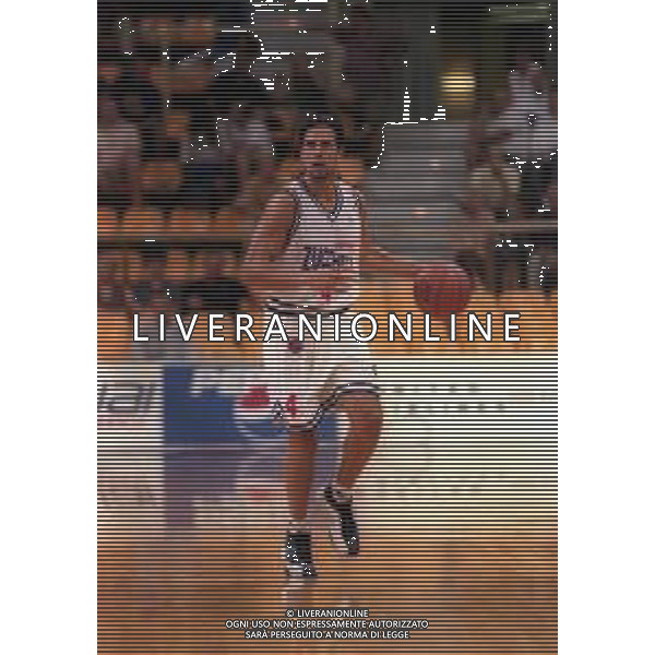 NEG-1999 ZUCCHETTI MONTECATINI BASKET NELLA FOTO SCARONE GERMAN AG ALDO LIVERANI SAS