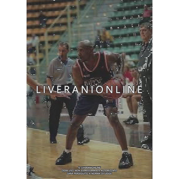 NEG-1999 BIPOP CARIRE BASKET REGGIO EMILIA NELLA FOTO MOORE TRACY AG ALDO LIVERANI SAS