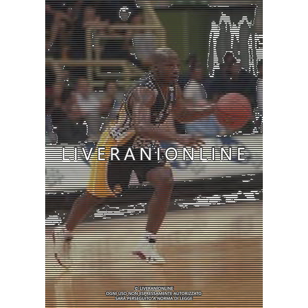 NEG-1999 REAL MADRID BASKET NELLA FOTO JENNINGS KEITH AG ALDO LIVERANI SAS
