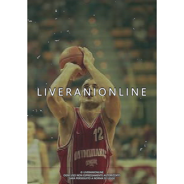 NEG-1999 OLIMPIAKOS PIREO BASKET NELLA FOTO TARLAC DRAGAN AG ALDO LIVERANI SAS