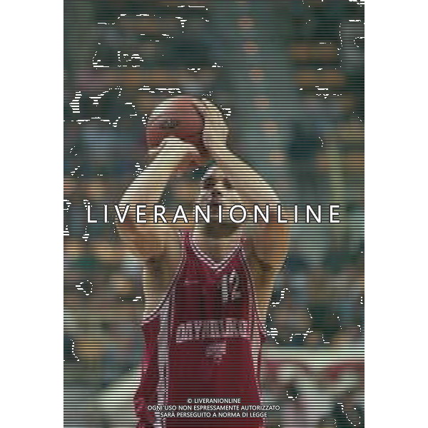NEG-1999 OLIMPIAKOS PIREO BASKET NELLA FOTO TARLAC DRAGAN AG ALDO LIVERANI SAS