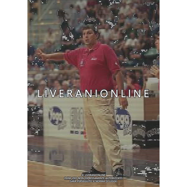 NEG-1999 OLIMPIAKOS PIREO BASKET NELLA FOTO YIANNIS IOANNIDIS ALLENATORE AG ALDO LIVERANI SAS