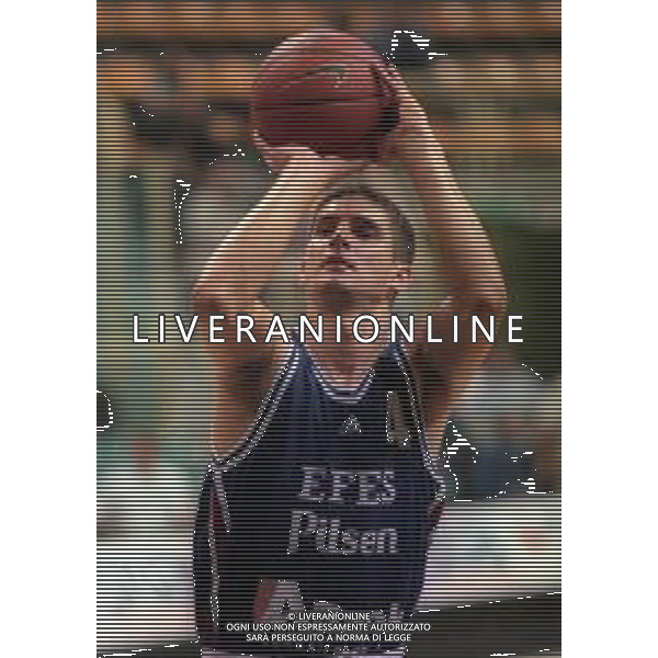 NEG-1999 EFES PILSEN ISTANBUL BASKET NELLA FOTO MULAOMEROVIC DAMIR AG ALDO LIVERANI SAS
