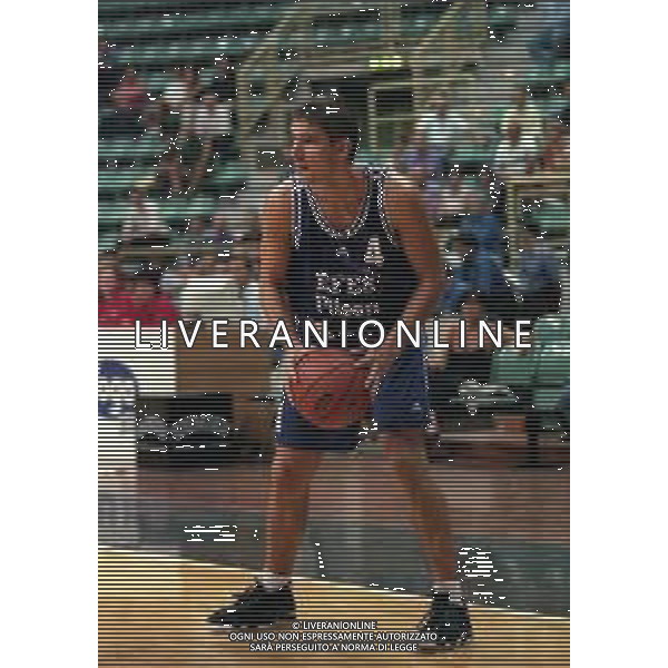 NEG-1999 EFES PILSEN ISTANBUL BASKET NELLA FOTO MULAOMEROVIC DAMIR AG ALDO LIVERANI SAS