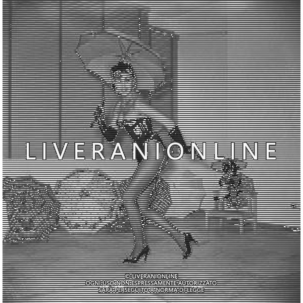 Neg- RETROSPETTIVA MARIA FRAU ATTRICE NELLA FOTO A ROMA NELL\'ANNO 1958 AG ALDO LIVERANI SAS
