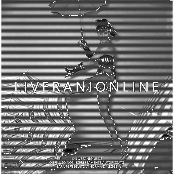 Neg- RETROSPETTIVA MARIA FRAU ATTRICE NELLA FOTO A ROMA NELL\'ANNO 1958 AG ALDO LIVERANI SAS