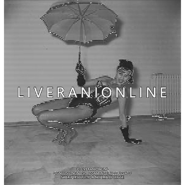 Neg- RETROSPETTIVA MARIA FRAU ATTRICE NELLA FOTO A ROMA NELL\'ANNO 1958 AG ALDO LIVERANI SAS