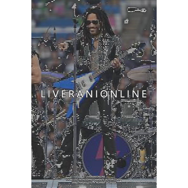 TVRG Borussia Dortmund vs Real Madrid nella foto Lenny Kravitz si esibisce prima dell’inizio della finale Londra (ENG) Wembley Stadium Finale UEFA Champions League foto Roberto Garavaglia/Agenzia Aldo Liverani sas/AGENZIA ALDO LIVERANI SAS