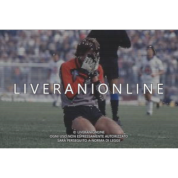 DIAP-RETROSPETTIVA SILVANO MARTINA CALCIATORE NELLA FOTO SILVANO MARTINA CON LA MAGLIA DEL GENOA CALCIO NELL\'ANNO 1982 AG ALDO LIVERANI SAS