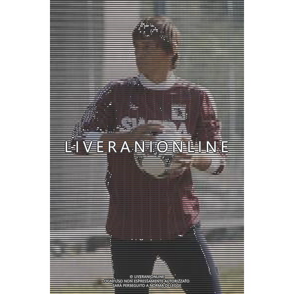 DIAP-RETROSPETTIVA SILVANO MARTINA CALCIATORE NELLA FOTO SILVANO MARTINA CON LA MAGLIA DEL TORINO CALCIO NELL\'ANNO 1984 AG ALDO LIVERANI SAS