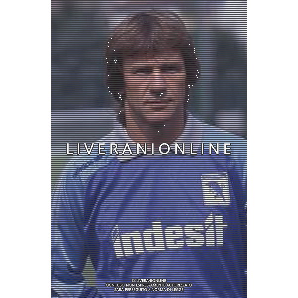DIAP-RETROSPETTIVA SILVANO MARTINA CALCIATORE NELLA FOTO SILVANO MARTINA CON LA MAGLIA DELTORINO CALCIO ANNO 1989-1990 AG ALDO LIVERANI SAS  