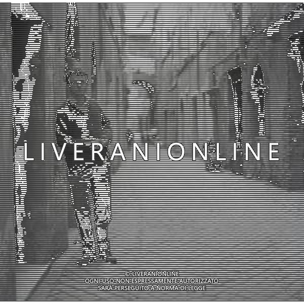 NEG- RETROSPETTIVA LOU CASTEL ATTORE  NELLA FOTO LOU CASTEL PSEUDONIMO DI ULV QUARZELL A ROMA NELL\'ANNO 1967  AG ALDO LIVERANI SAS