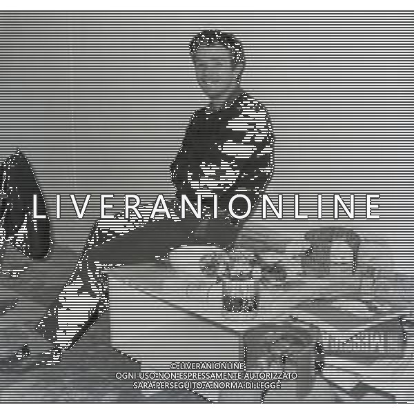 NEG- RETROSPETTIVA LOU CASTEL ATTORE  NELLA FOTO LOU CASTEL PSEUDONIMO DI ULV QUARZELL A ROMA NELL\'ANNO 1967  AG ALDO LIVERANI SAS