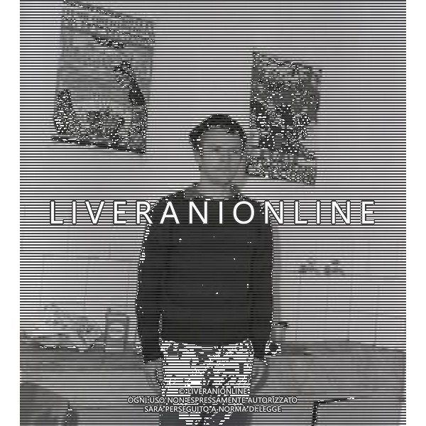 NEG- RETROSPETTIVA LOU CASTEL ATTORE  NELLA FOTO LOU CASTEL PSEUDONIMO DI ULV QUARZELL A ROMA NELL\'ANNO 1967  AG ALDO LIVERANI SAS